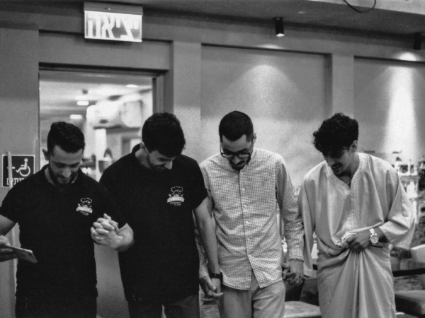 Amra Dorjbayar, Alexandro Yaramis, Idries Bensbaho, Jonathan Atzmon, Nathan Tetroashvili en Kanzi Louagie